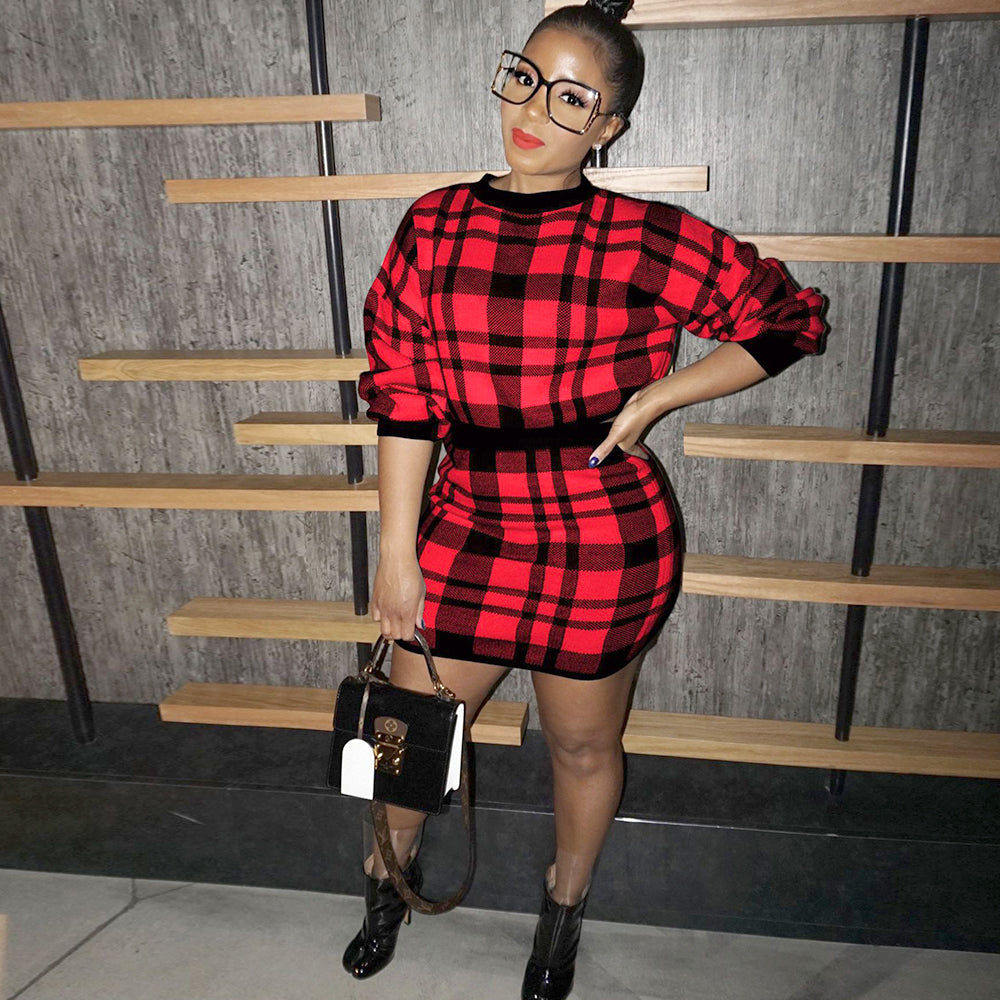 Short Sleeve Round Neck Plaid Thick Sweater Mini Skirt Suit